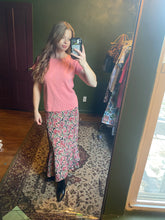 Load image into Gallery viewer, Reversible Christopher and Banks Skirt size 16
