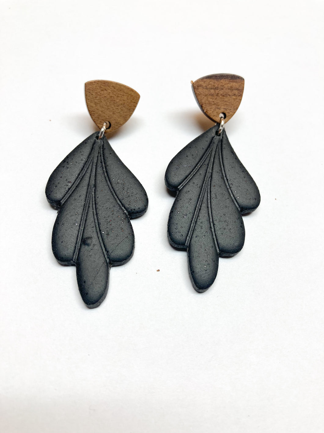 Black Scalloped Dangle with Wood Topper