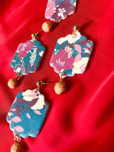 Load image into Gallery viewer, Floral Beaded Dangle
