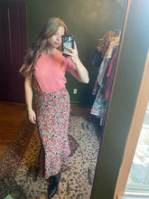 Load image into Gallery viewer, Reversible Christopher and Banks Skirt size 16
