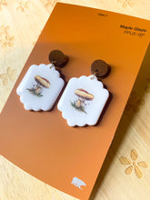 Load image into Gallery viewer, Vintage Mushroom
