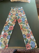 Load image into Gallery viewer, Jaded Jacquard Floral Pants
