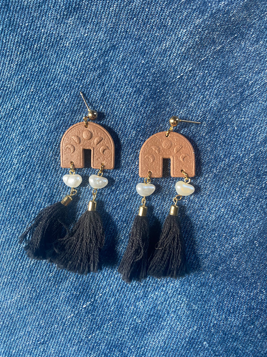 Tassel Moon