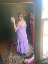 Load image into Gallery viewer, Lilac Midi Dress Size XS-S
