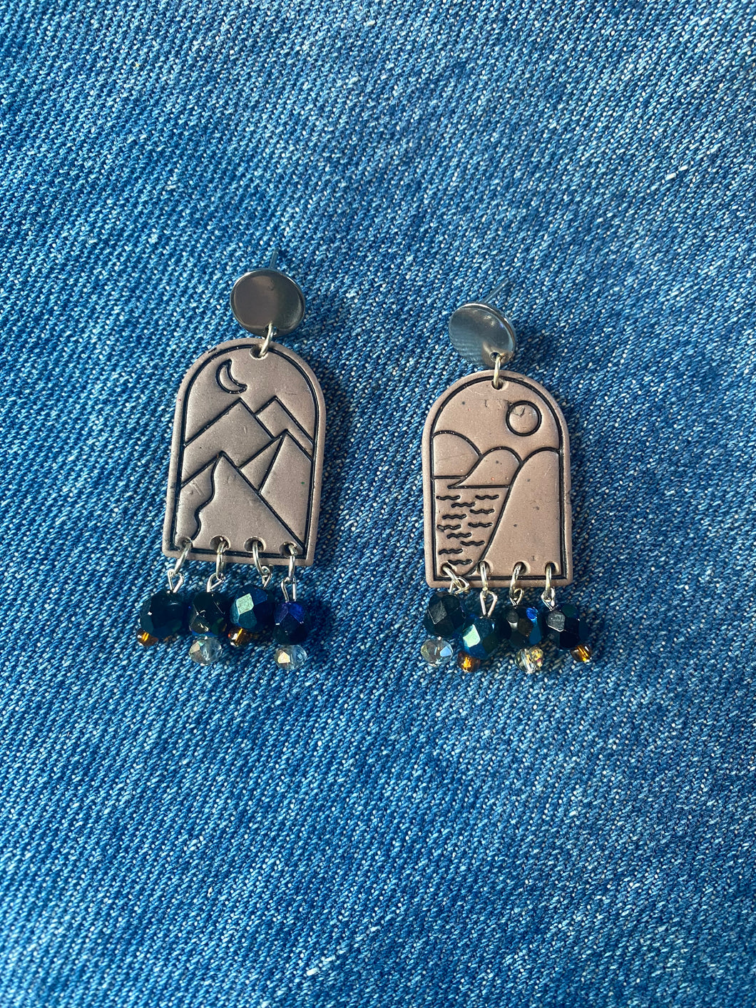 Day and Night Beaded Arches