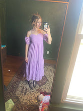 Load image into Gallery viewer, Lilac Midi Dress Size XS-S
