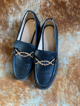 Load image into Gallery viewer, Just Fab chain loafers
